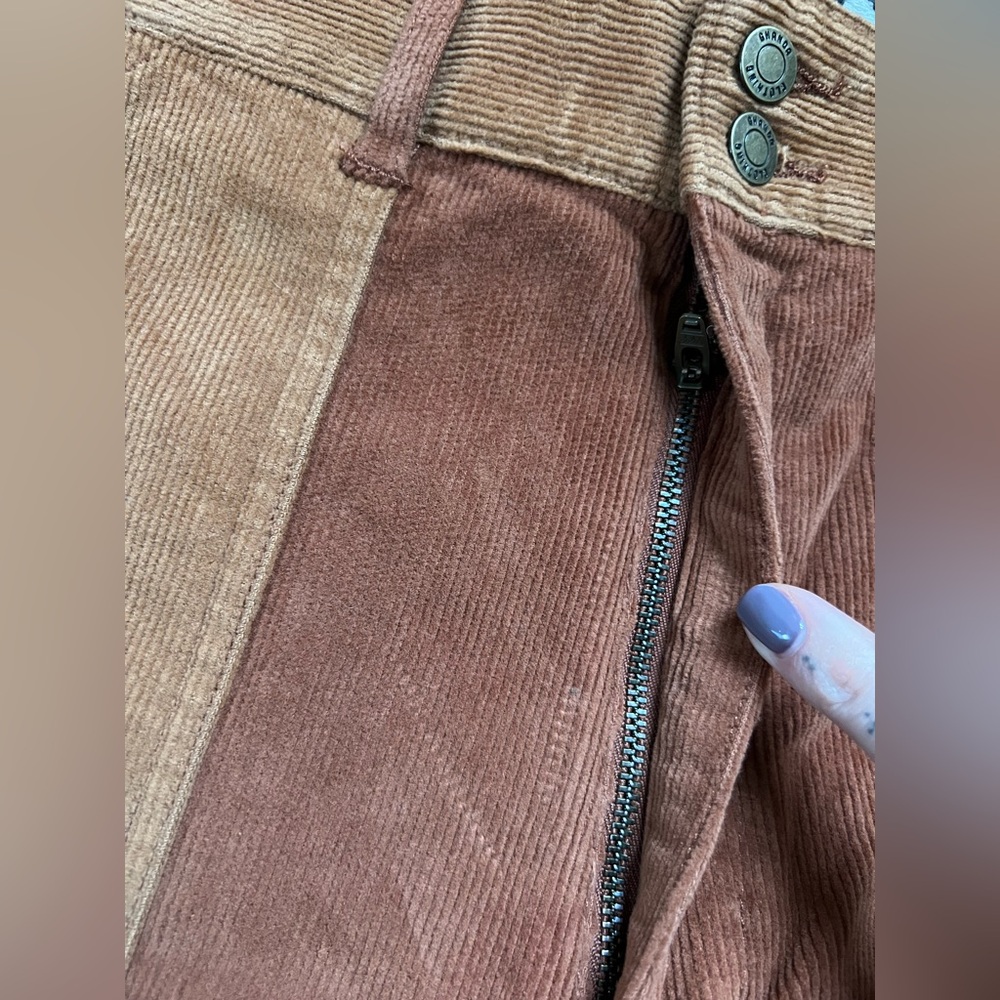 Ghanda Agnes Cord Pants - Picture 9 of 11